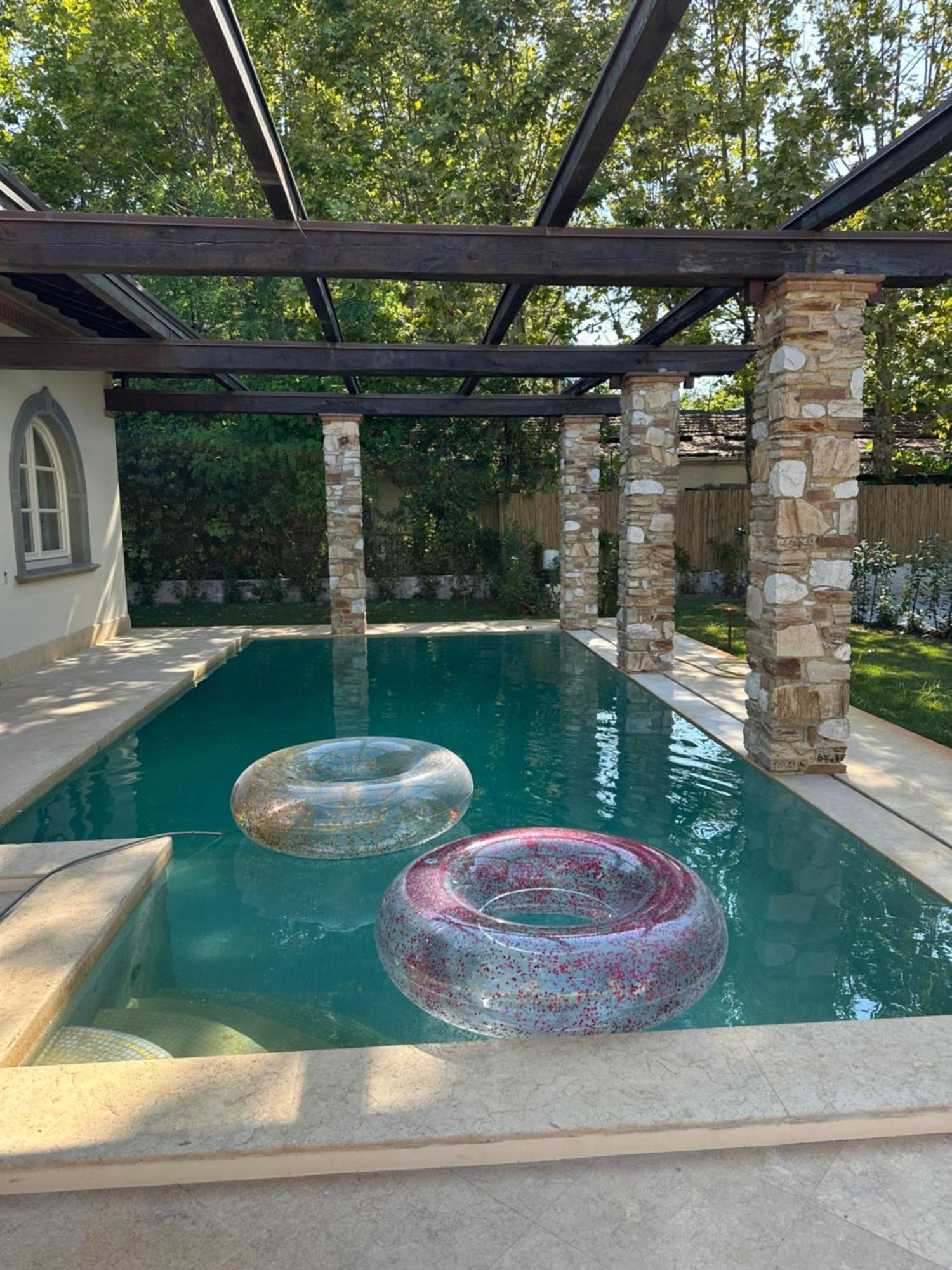 Luxury-Villa Luca マリーナ・ディ・ピエトラサンタ エクステリア 写真